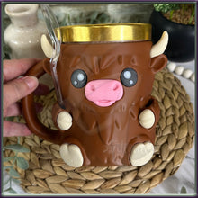 Load image into Gallery viewer, Highland Cow or Penguin Ice Cream Pint Holder – Insulated Cozy with 2 Spoon Slot – Cute Gift, Keeps Hands Warm