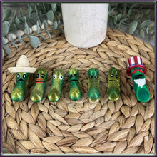 Load image into Gallery viewer, Tickle pickle