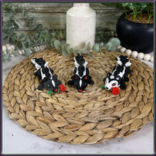 Load image into Gallery viewer, Cute Skunk - 3d Printed - Cinderwing Design - Articulated Rose Novelty Item Toy