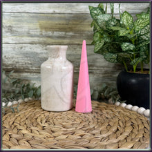 Load image into Gallery viewer, Jewelry Ring Display Cones – Perfect for Surprise Jewelry Reveals