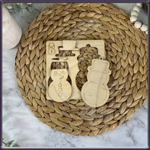 Load image into Gallery viewer, DIY Snowman Pop Out Ornament Kit