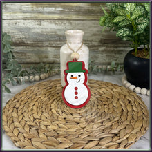 Load image into Gallery viewer, DIY Snowman Pop Out Ornament Kit