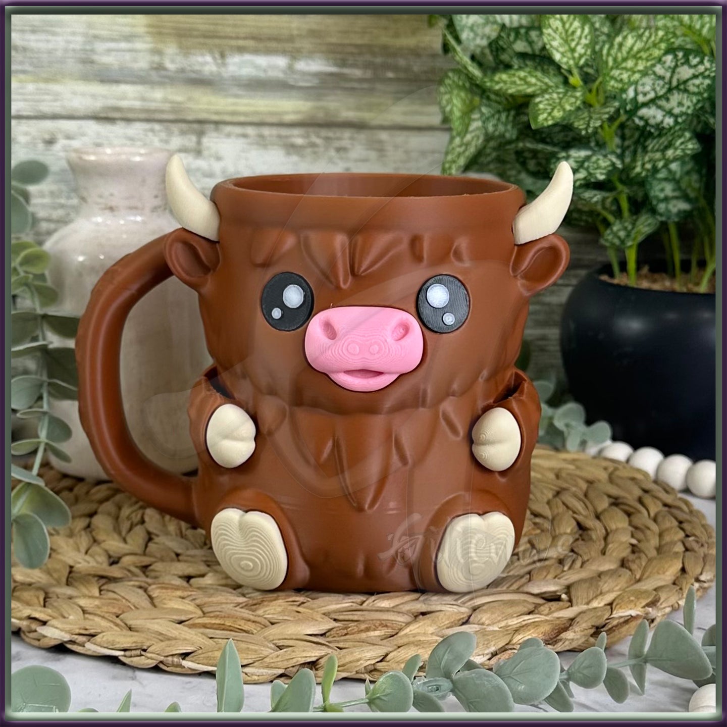 Highland Cow or Penguin Ice Cream Pint Holder – Insulated Cozy with 2 Spoon Slot – Cute Gift, Keeps Hands Warm