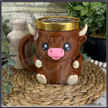 Load image into Gallery viewer, Highland Cow or Penguin Ice Cream Pint Holder – Insulated Cozy with 2 Spoon Slot – Cute Gift, Keeps Hands Warm
